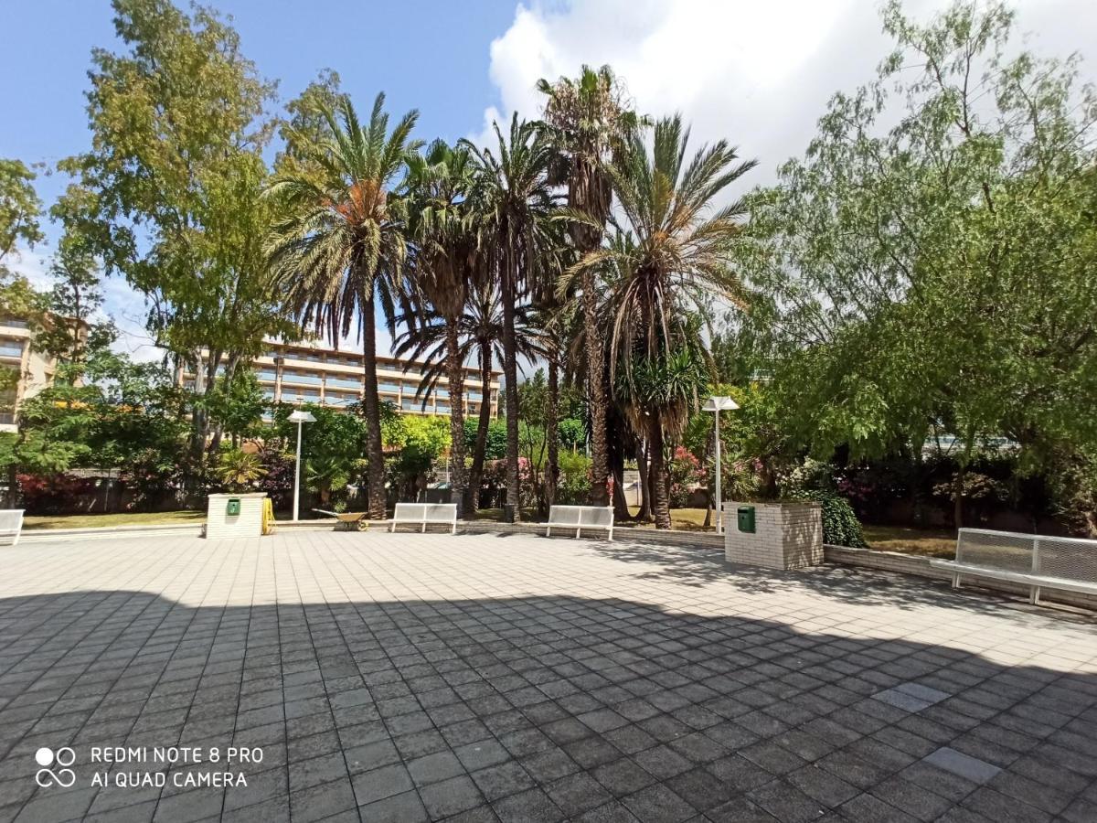 Apartaments Familiar Cerca Port Aventura Salou Esterno foto