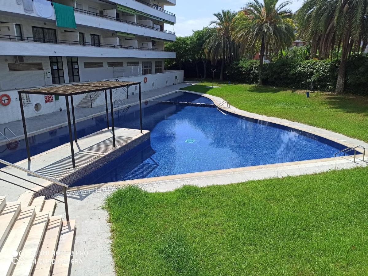 Apartaments Familiar Cerca Port Aventura Salou Esterno foto